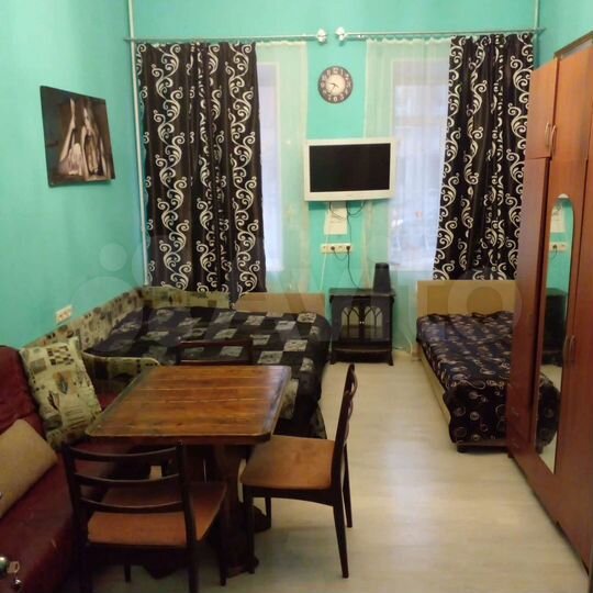 Комната 19 м² в 4-к., 1/4 эт.