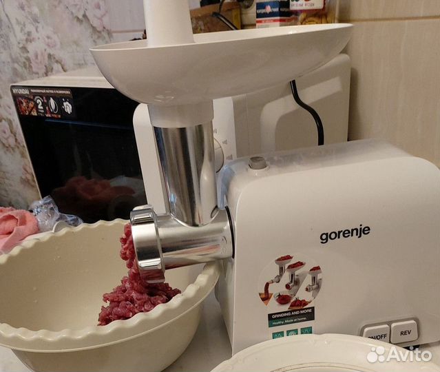 Новая электрическая Мясорубка Gorenje MG1602W