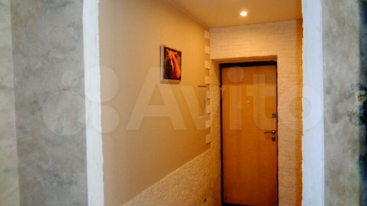 2-к. квартира, 43 м², 1/4 эт.