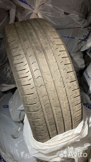 Continental ContiPremiumContact 5 215/55 R17 94V