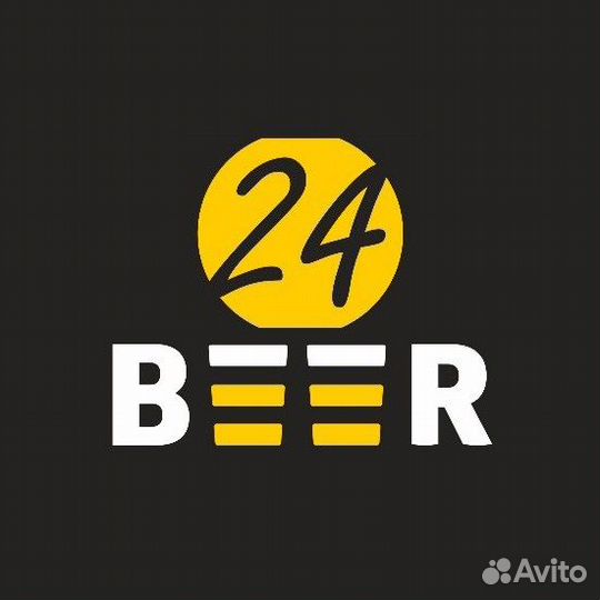 Продавец бармен разливного пива