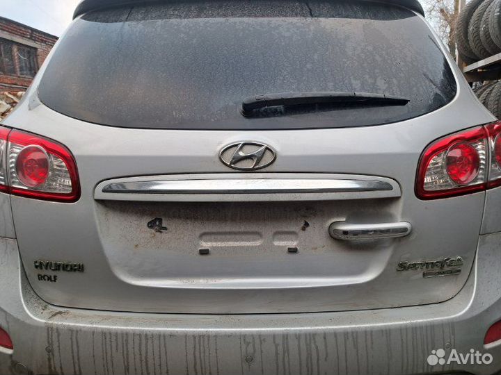 Крышка багажника Hyundai Santa Fe