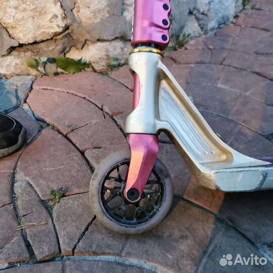 Трюковой самокат Hellride