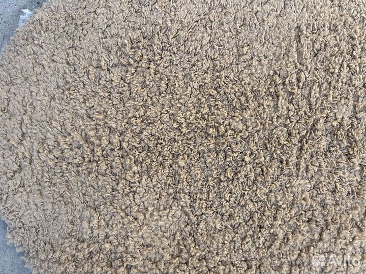 Небольшой ковер