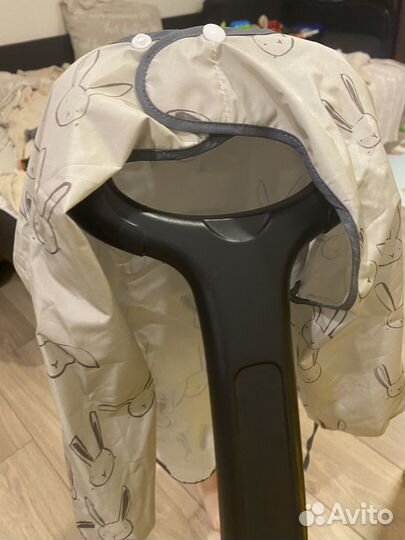 Непромокаемый нагрудник для кормлен и творчества