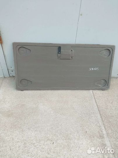 Mitsubishi Pajero Sport полка багажника