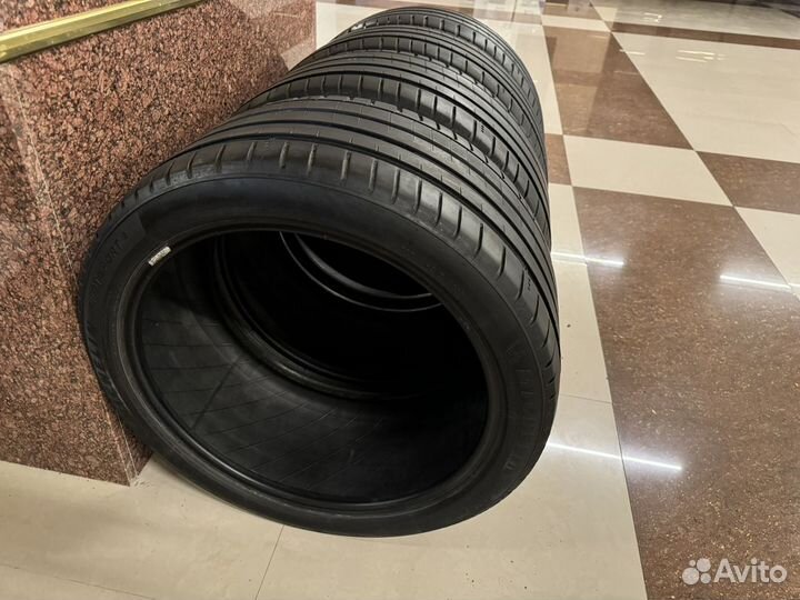 Michelin Pilot Sport 5 275/35 R19 и 245/40 R19