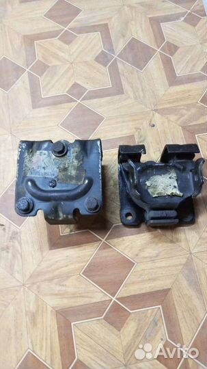 Подушка двигателя шевроле blazer 4.3