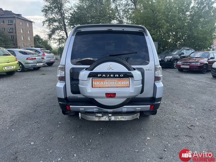 Mitsubishi Pajero 3.8 AT, 2008, 229 797 км