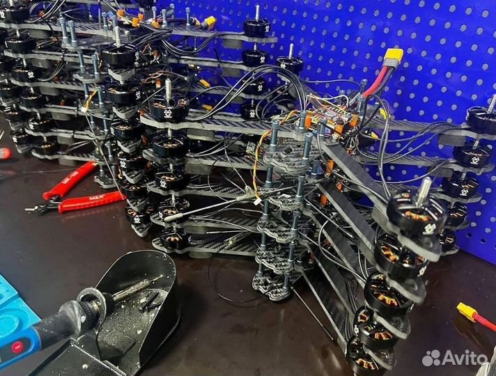 Дрон, беспилотник специального назначения