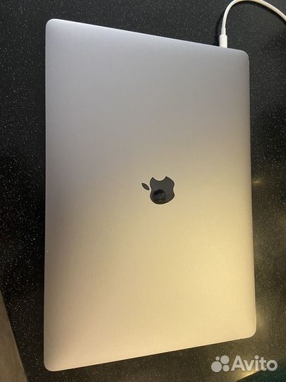 Apple MacBook Pro 16 2019 i9