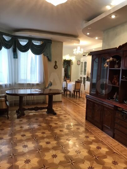 2-к. квартира, 100,7 м², 1/5 эт.