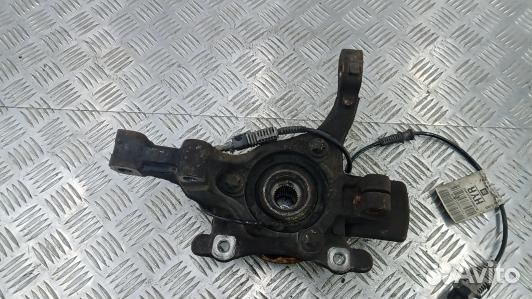 Ступица передняя правая opel zafira B (PBR03N901)