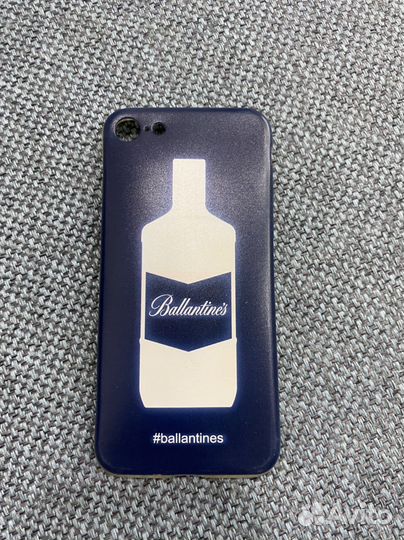 Чехлы на iPhone 7