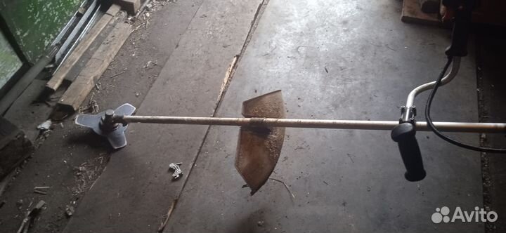 Триммер Ставр 1400