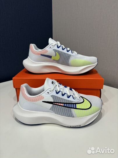 Беговые кроссовки nike zoom fly 5