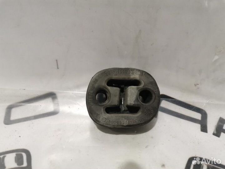 Крепление глушителя Volkswagen Passat B6 2005-2010