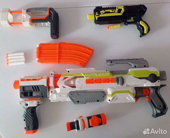 Игрушка-автомат с мягкими пульками