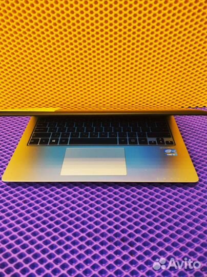 Компактный Asus i3 на SSD