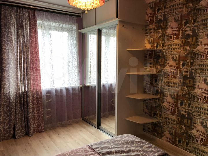 2-к. квартира, 58 м², 8/10 эт.