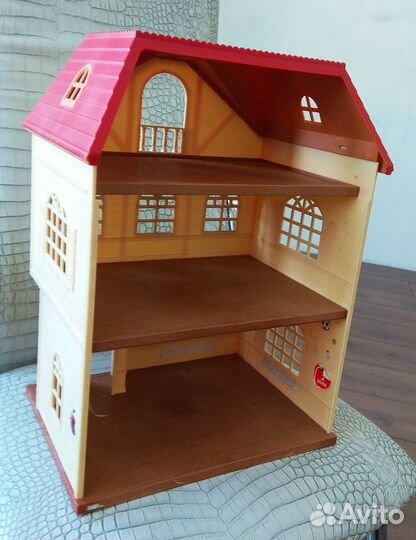 Кукольный домик