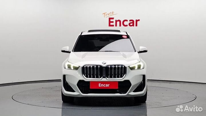 BMW X1 2.0 AMT, 2023, 14 441 км