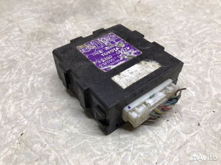 Блок управления сигнализации Toyota Тойота Avensis