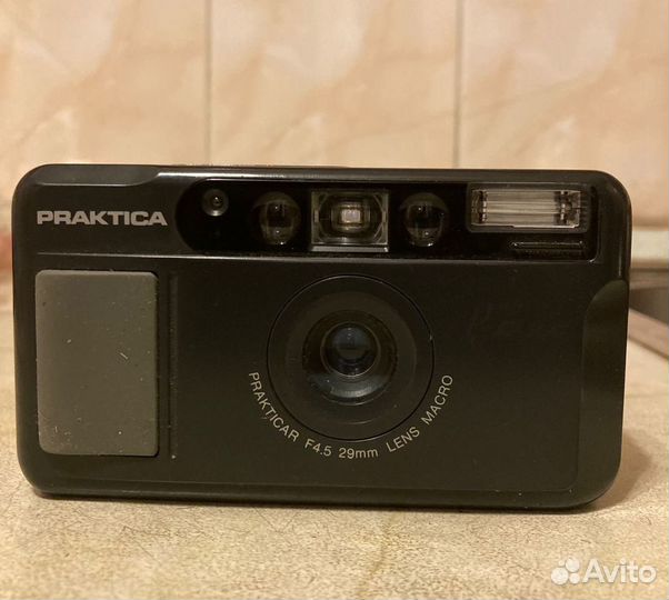 Плёночный фотоаппарат Praktica