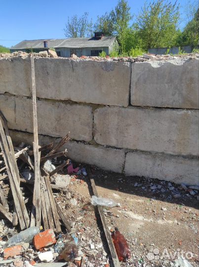 Бетонные плиты, блоки