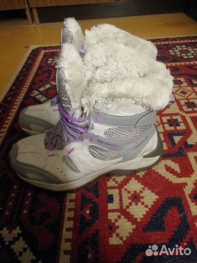 Кроссовки женские, зимние