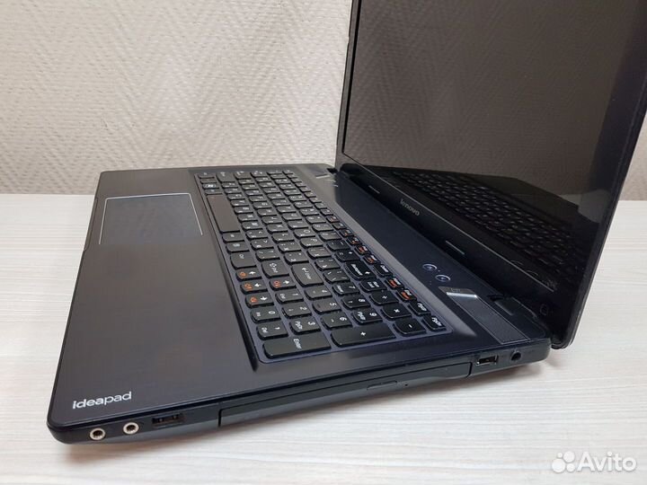 Ноутбук Lenovo игровой на Core i7 с GTX 660M