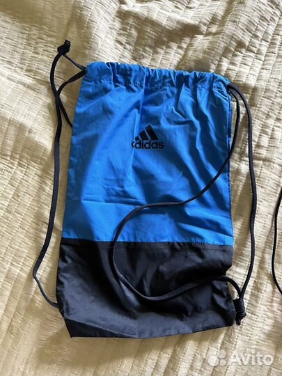 Спортивные маленькие сумочки Nike и Adidas