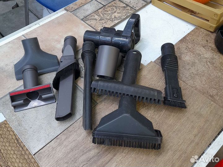 Запчасти на пылесос
