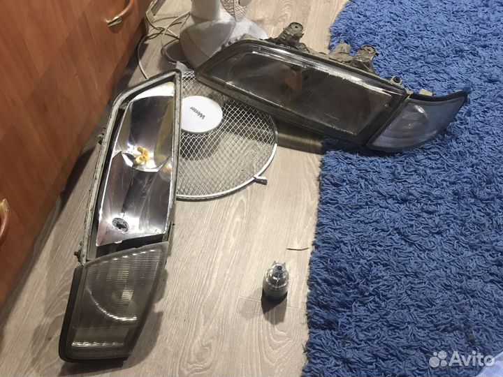 Продам фары на nissan