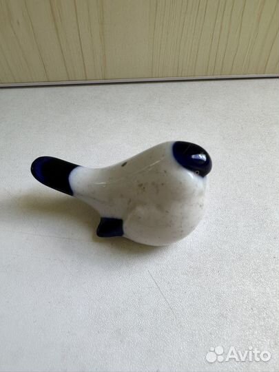Статуэтка фарфор