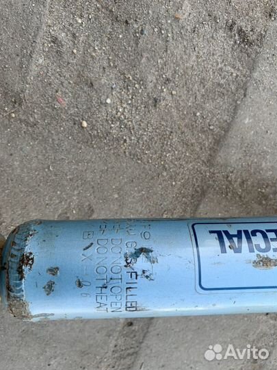 Стойка передняя