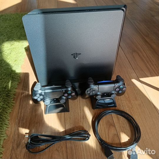 Sony PS4 slim 1tb
