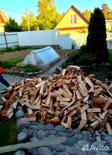 Дрова сухие навалом