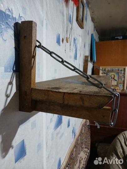 Полка настенная деревянная