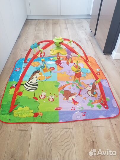 Развивающий коврик tiny love