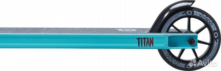 Самокат district Titan Sky Blue-Black Lip1011
