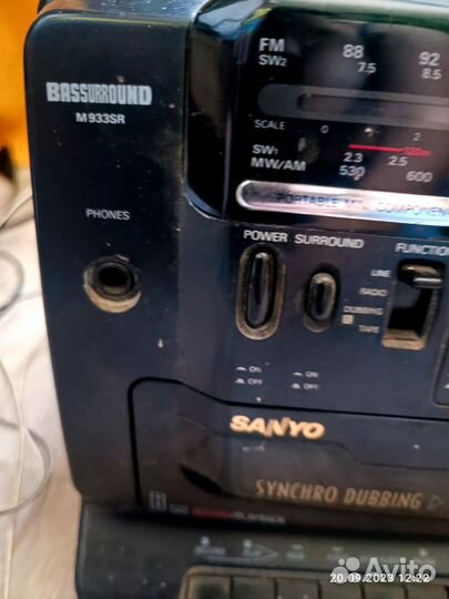 Музыкальный центр sanyo без колонок рабочий