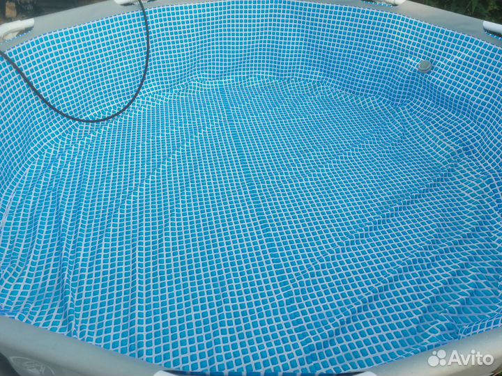 Каркасный бассейн intex