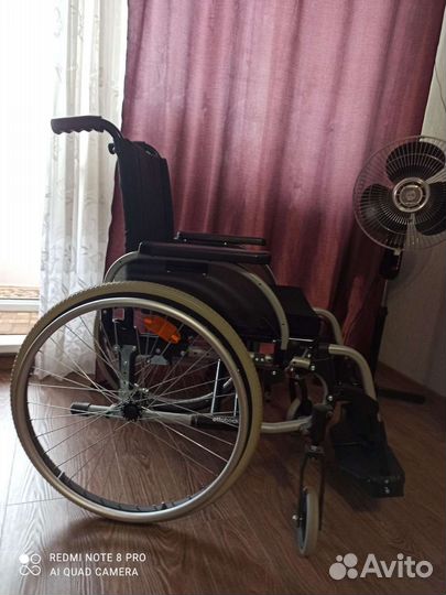 Инвалидная коляска новая