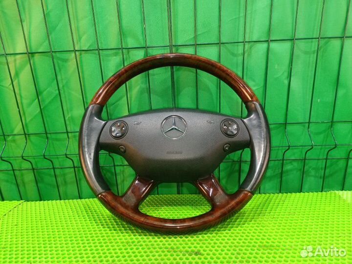 Руль Mercedes Benz S500 W221 273.961 2007