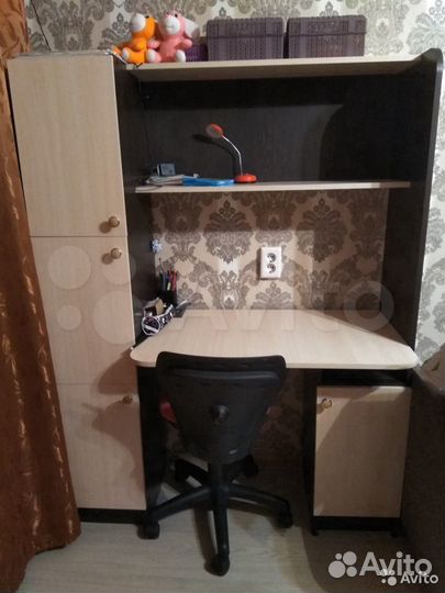 Компьютерный стол