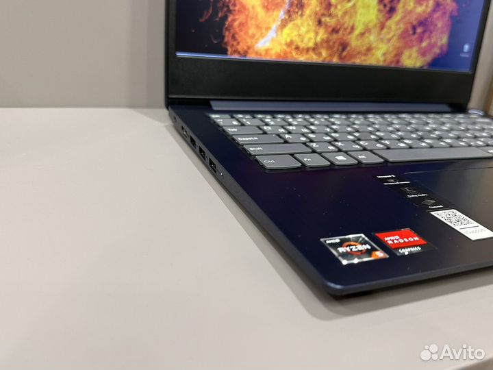 Lenovo Ryzen 5/20gb/ssd/Vega 8/Full HD/*новый