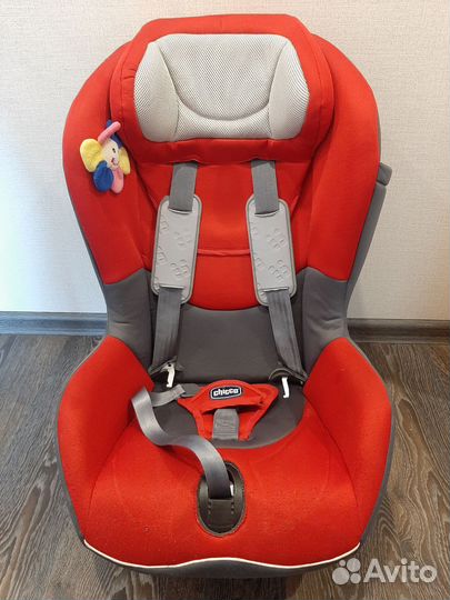 Автокресло chicco с изофикс 9-18 кг