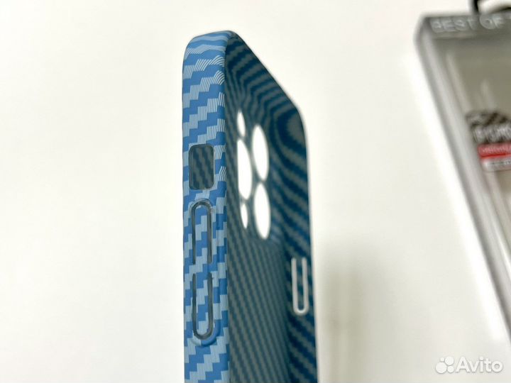 Чехол на iPhone 13 Pro под Карбон