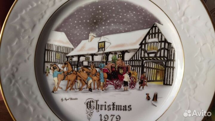 Royal Worcester тарелка Рождество 1979 год